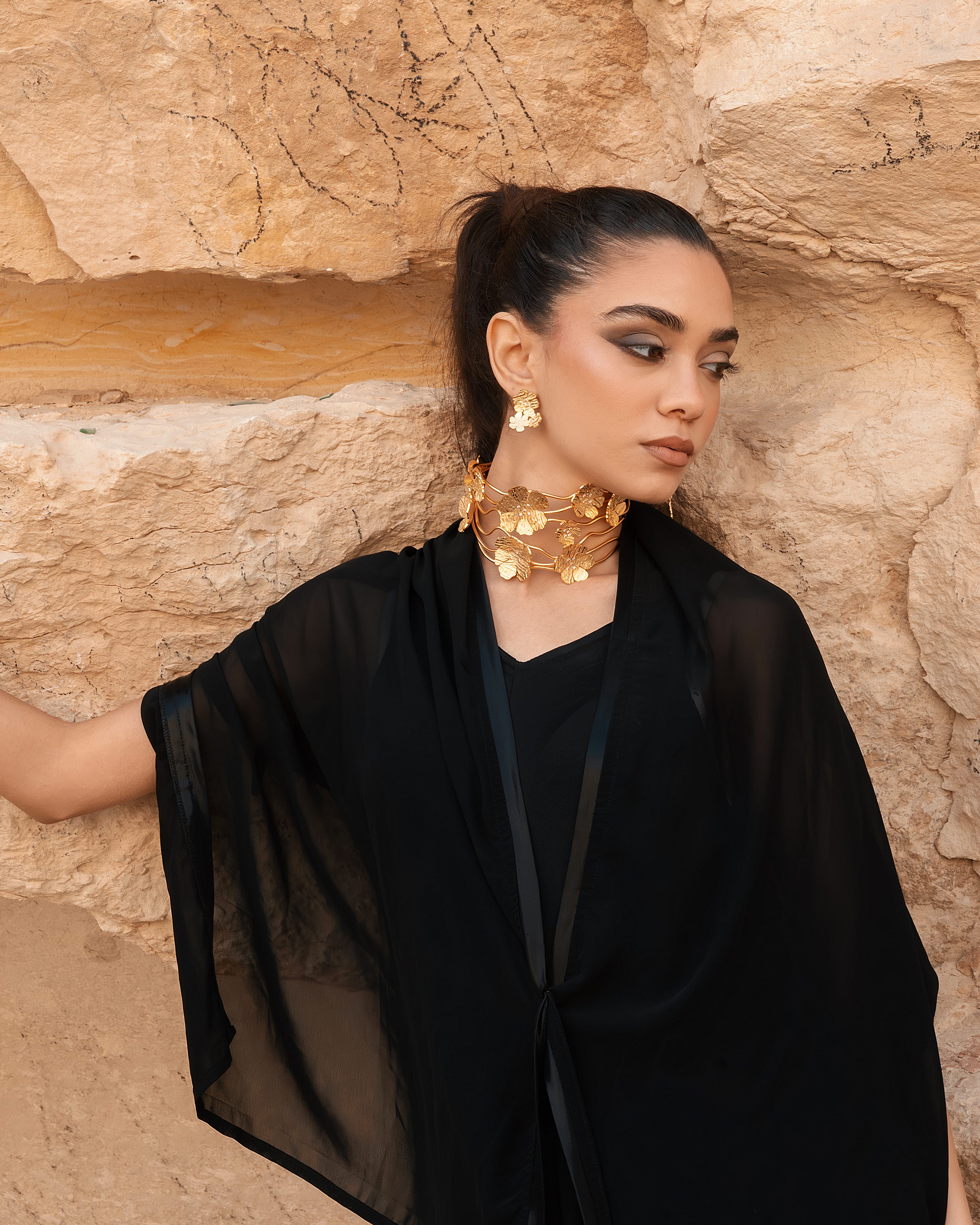 Flora Choker