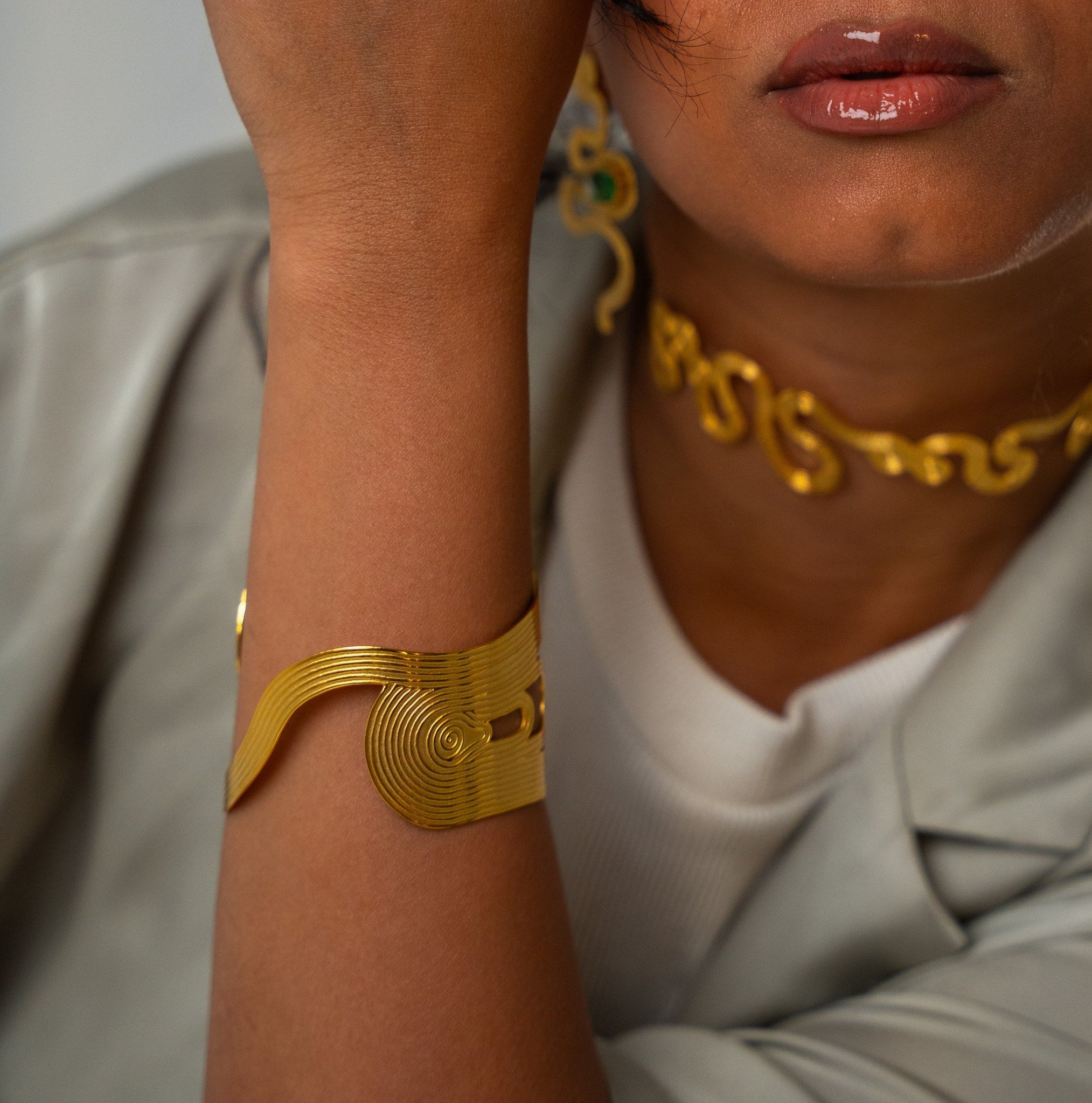 Twist Cuff 4 - 2