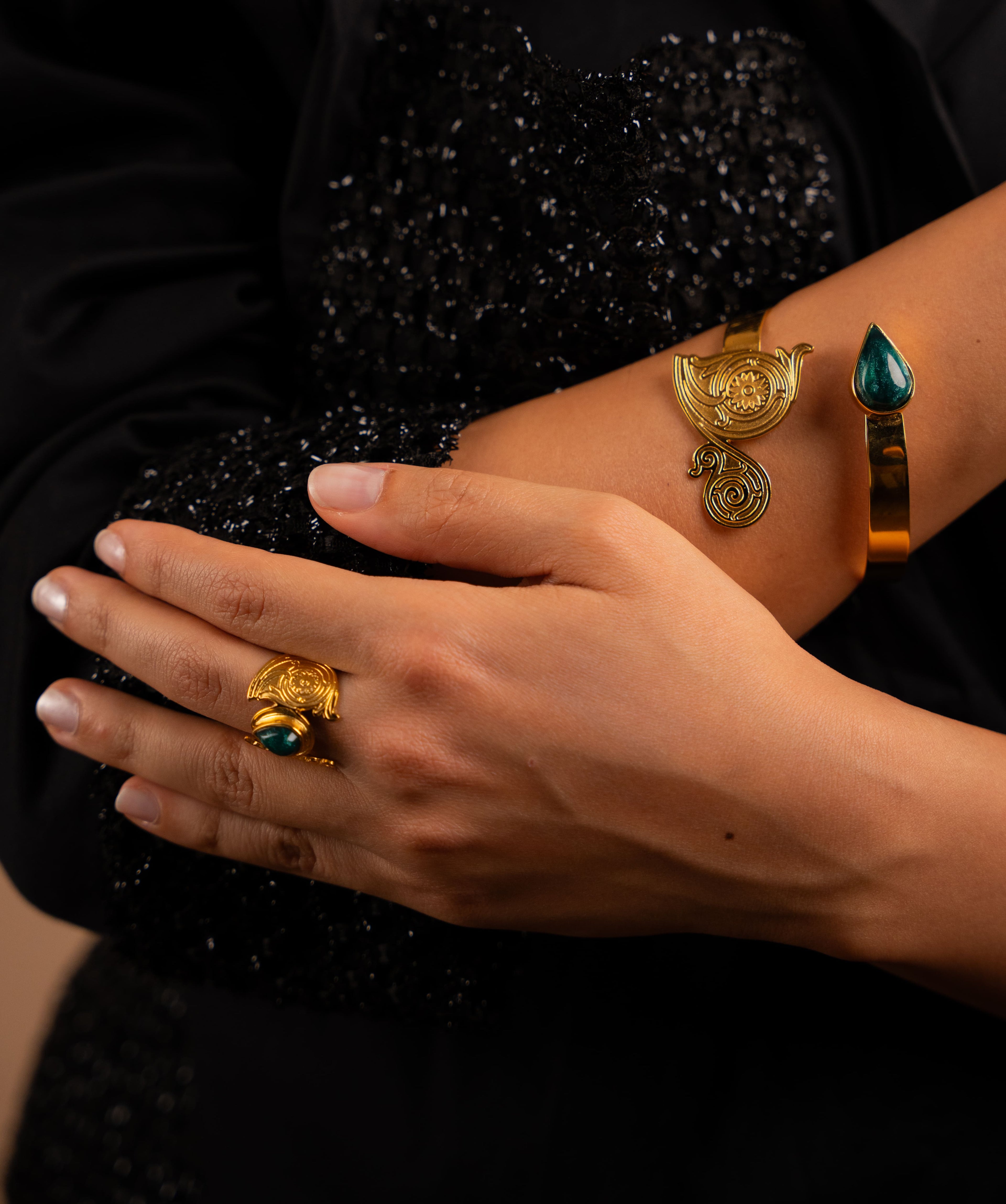 Emerald Dunes Ring - 2